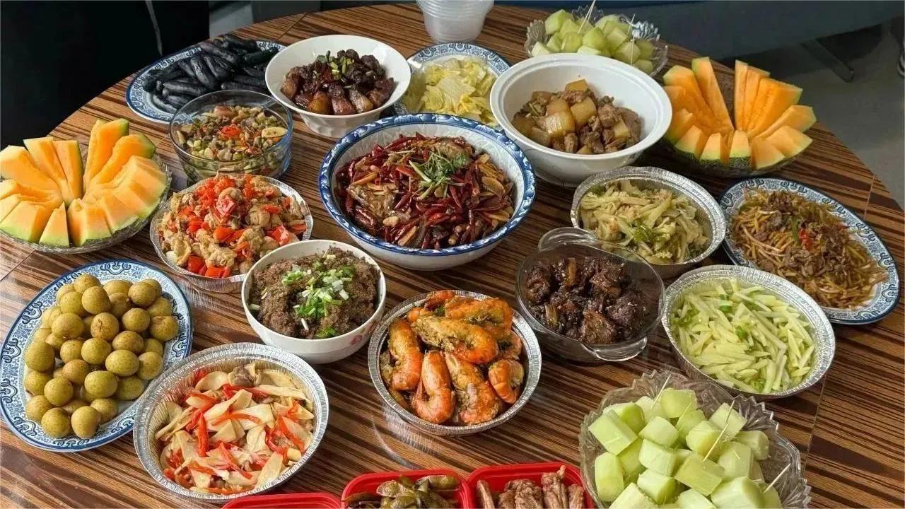 金格建科本部團支部開展“舌尖上的美食”廚藝比賽活動